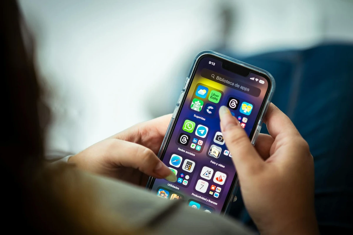 Come attivare il roaming all'estero?