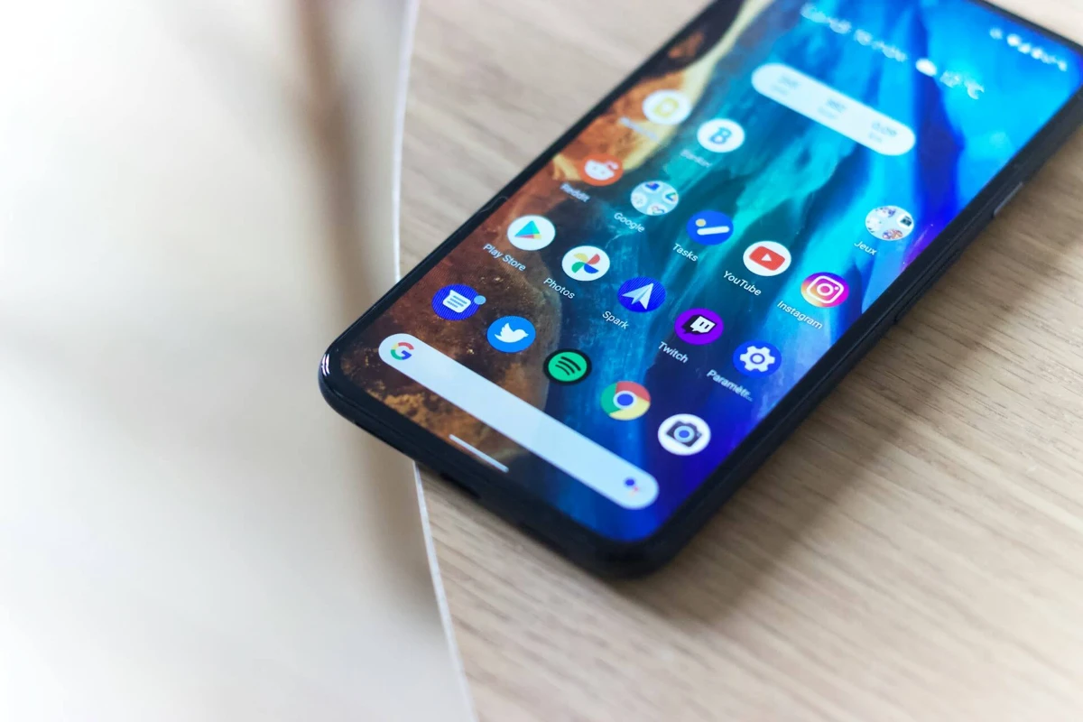 Cosa succede se attivo (o non attivo) il roaming dati in Italia e all'estero?