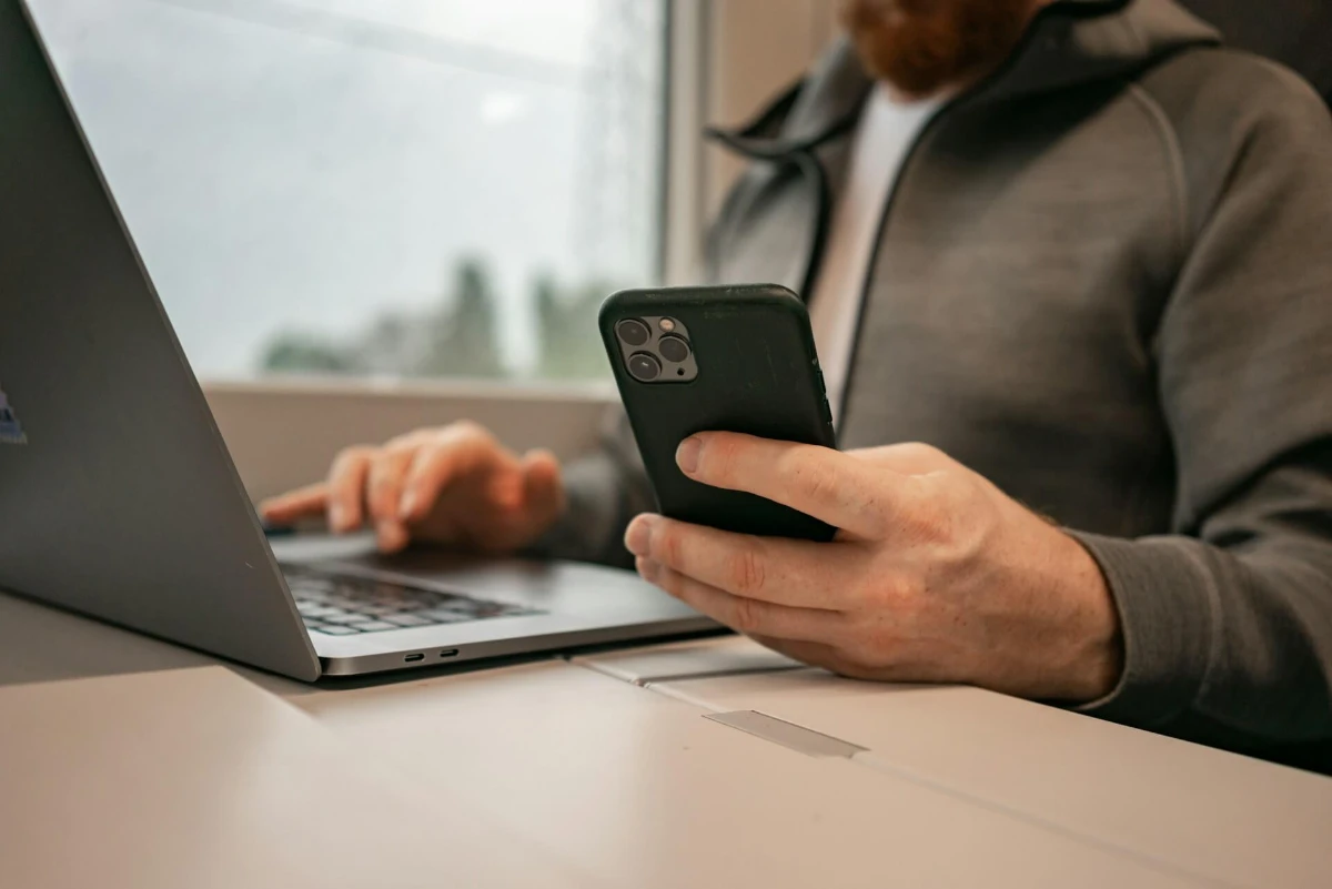 Roaming dati: cos'è, a cosa serve e come funziona (in Italia e all'estero)